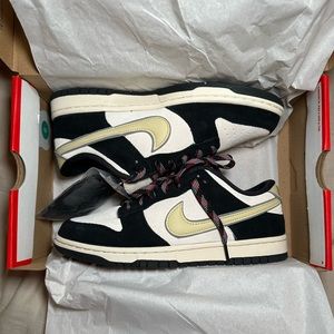 Nike Dunk Low LX Black/Team Gold-Coconut Milk women's shoes